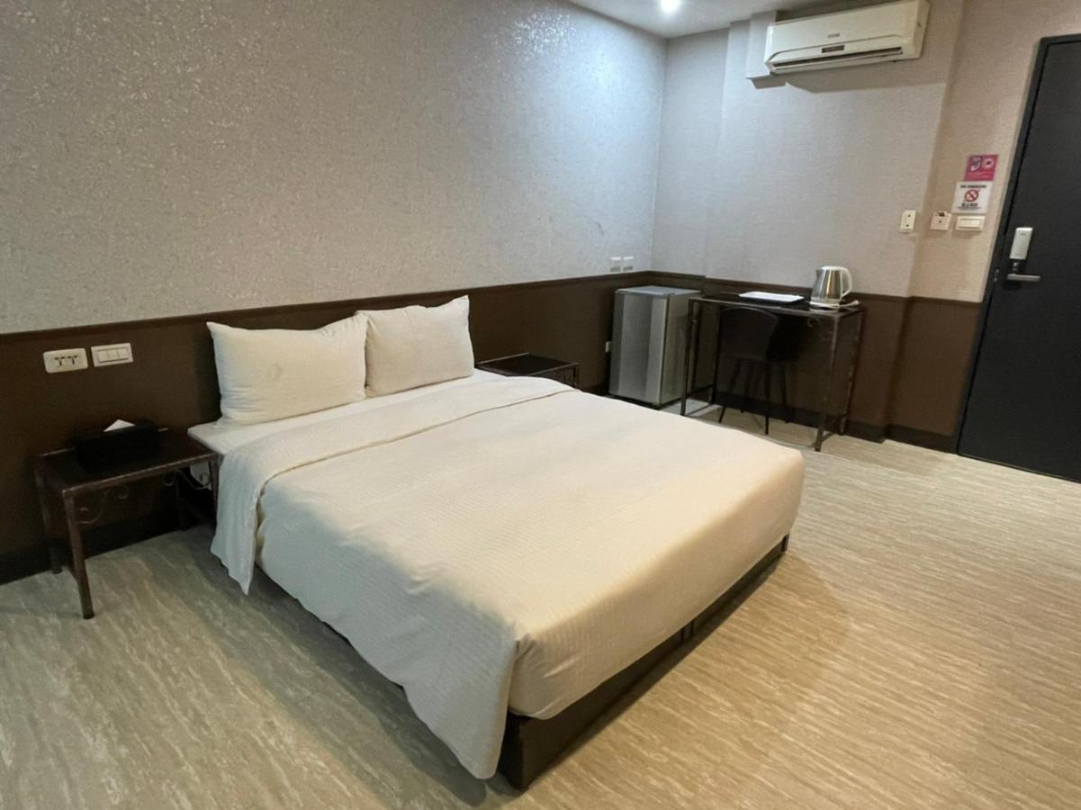 苓旅萬年-Lin Inn Wan Nian Taipei Esterno foto