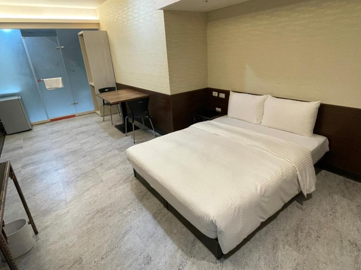 苓旅萬年-Lin Inn Wan Nian Taipei Esterno foto